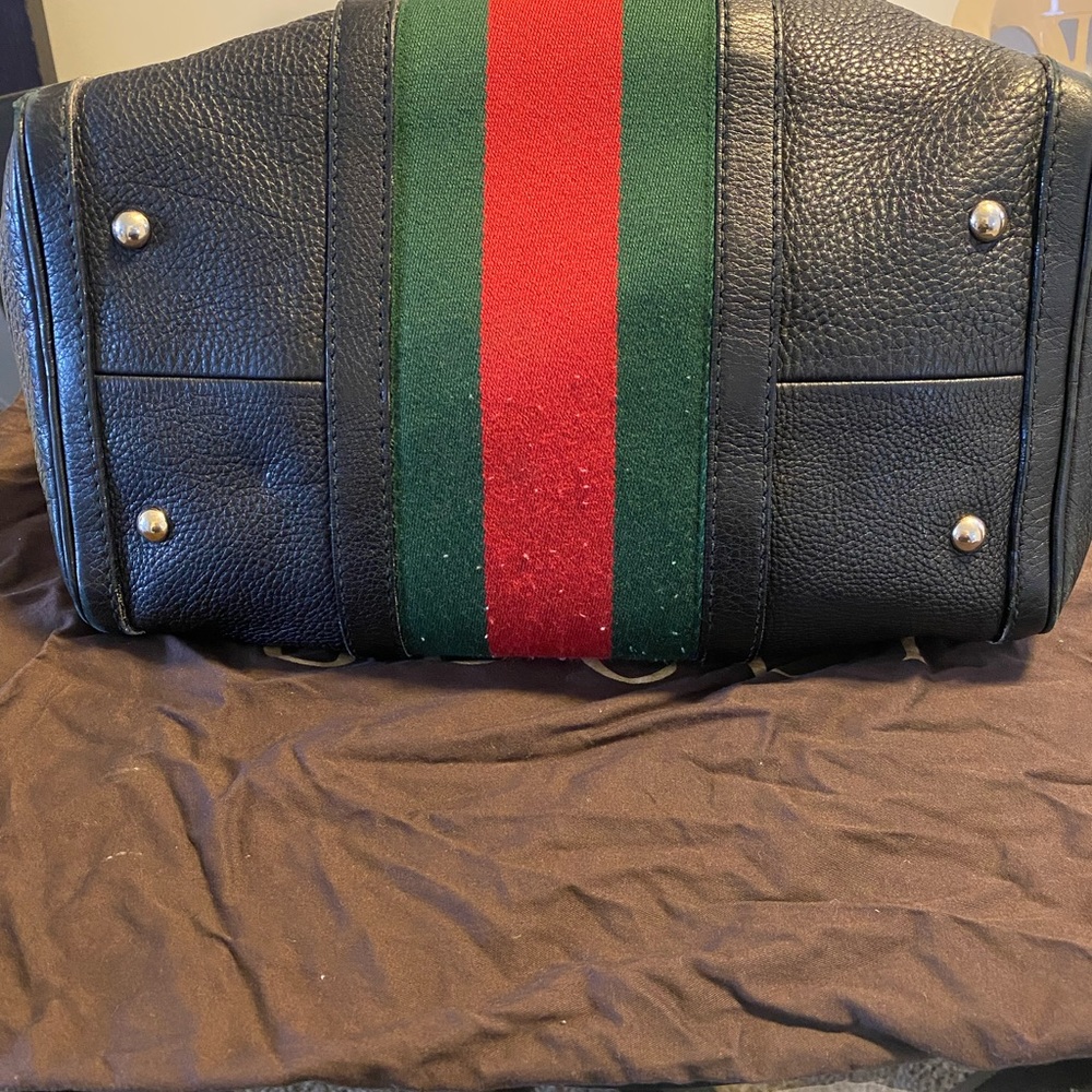 100% Authentic Gucci Boston Medium
Black Leather Shoulder Bag